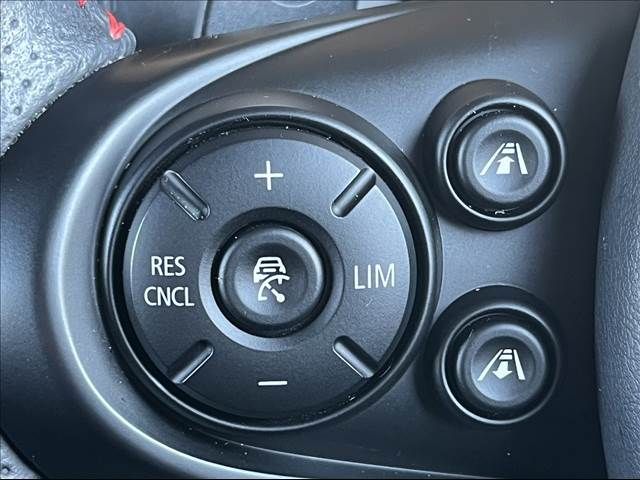 Bmw MINI 2021-06 195745-7