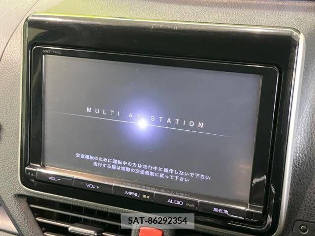 Toyota VOXY 2014-06 321399-2
