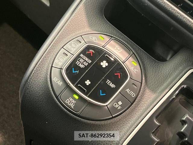 Toyota VOXY 2014-06 321399-6