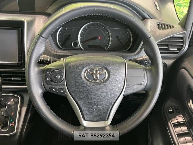 Toyota VOXY 2014-06 321399-12