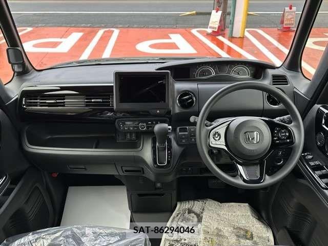 Honda N BOX CUSTOM 2023-02 209143-8