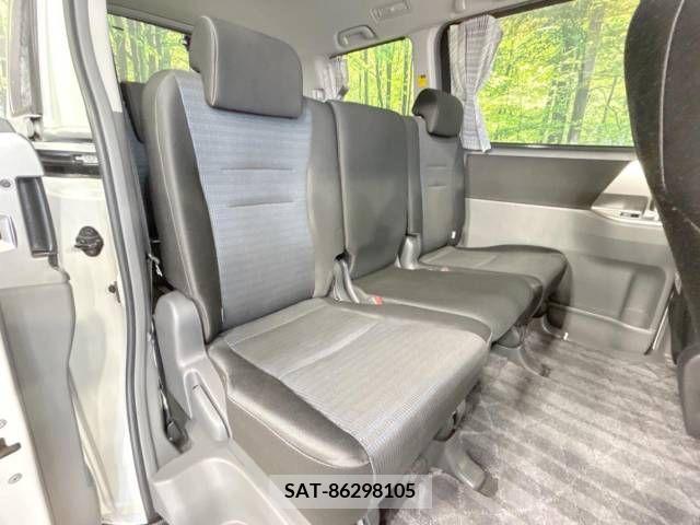 Toyota VOXY 2008-03 321290-9