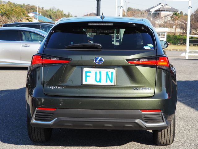 Lexus NX 2020-10 26430-6