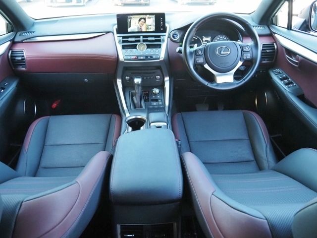 Lexus NX 2020-10 26430-10