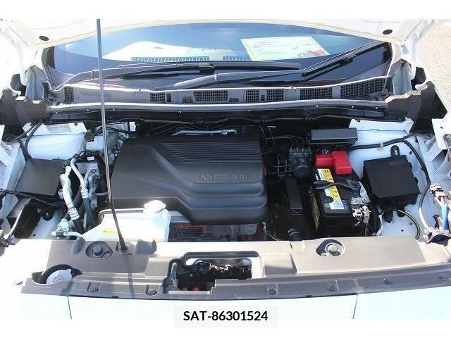 Nissan LEAF 2018-09 372594-17