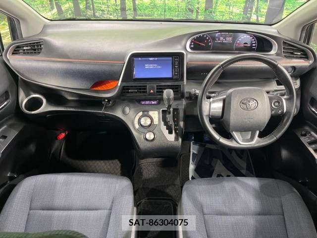 Toyota SIENTA 2017-02 217758-1