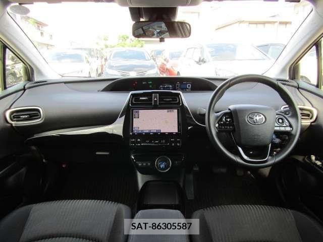 Toyota PRIUS PHV 2020-04 322625-16