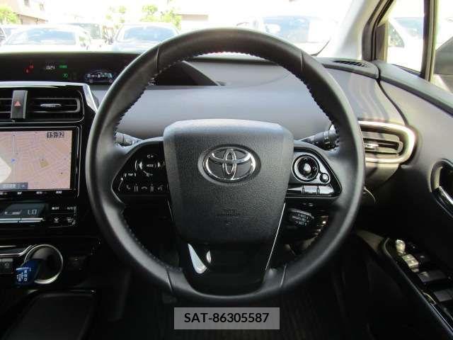 Toyota PRIUS PHV 2020-04 322625-15