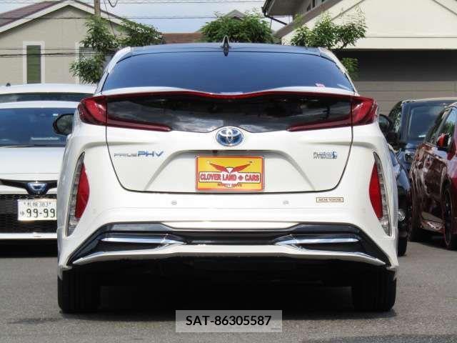 Toyota PRIUS PHV 2020-04 322625-5