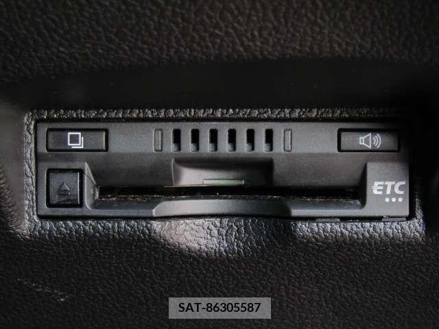 Toyota PRIUS PHV 2020-04 322625-12