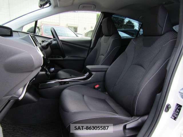 Toyota PRIUS PHV 2020-04 322625-17