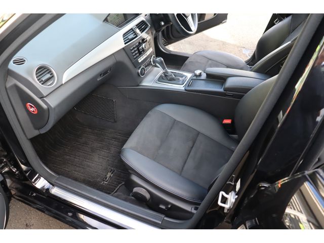 Mercedes Benz C-CLASS 2014-01 28138-5