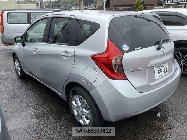 Nissan NOTE 2015-04 279979-2