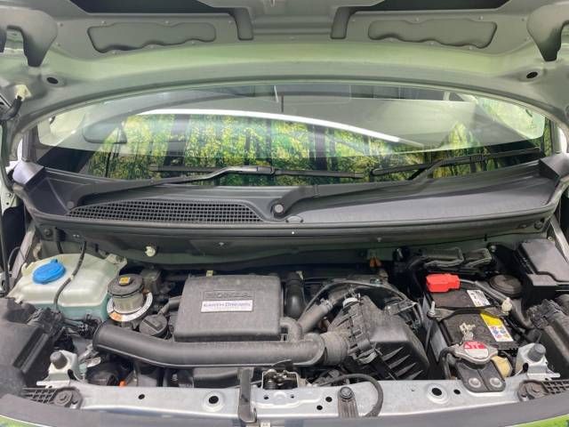 Honda N BOX 2018-03 19585-18
