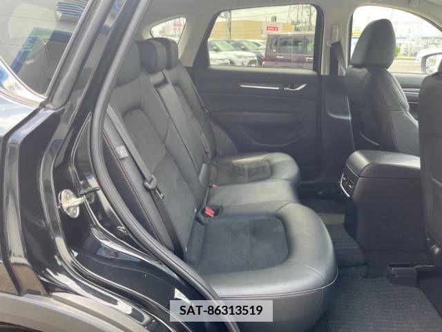 Mazda CX-5 2023-03 358618-9
