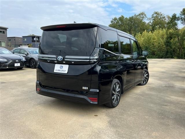 Toyota VOXY HYBRID 2022-05 196317-6
