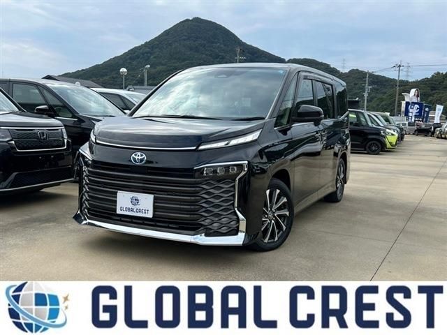 Toyota VOXY HYBRID 2022-05 196317-0