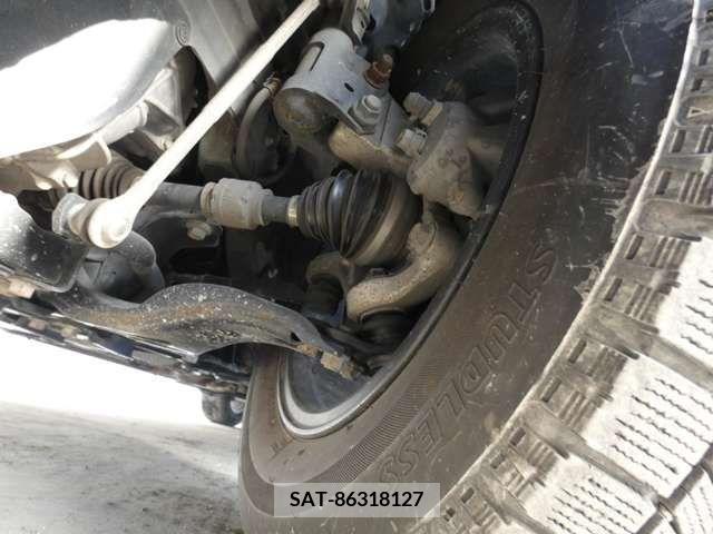 Toyota PRIUS 2012-10 322033-19