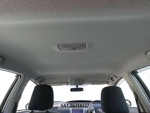 Toyota PRIUS 2012-10 322033-8