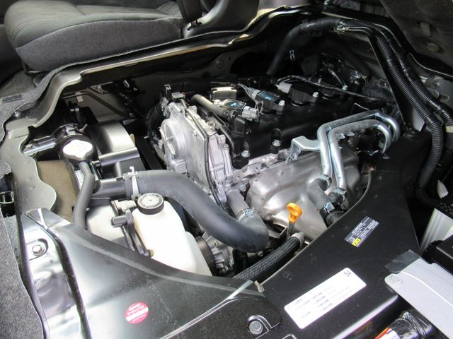 Nissan NV350 Caravan 2018-02 194349-29