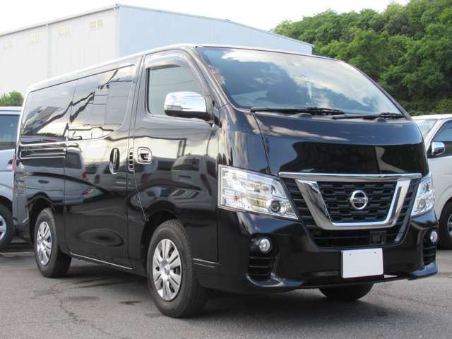 Nissan NV350 Caravan 2018-02 194349-2