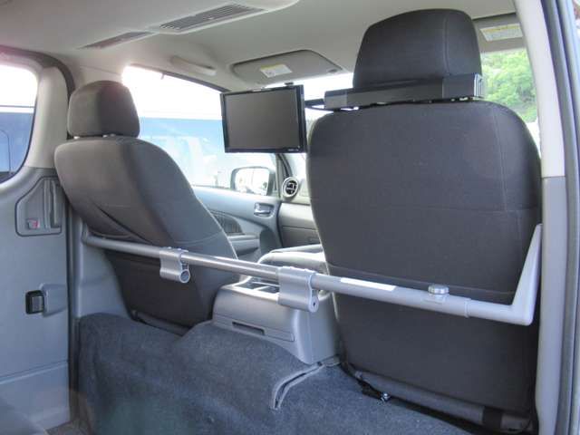Nissan NV350 Caravan 2018-02 194349-22
