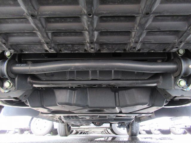 Nissan NV350 Caravan 2018-02 194349-27