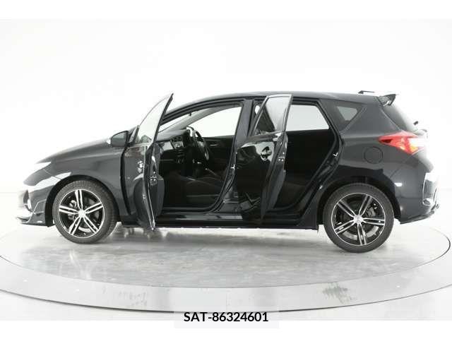 Toyota AURIS 2013-04 230456-6