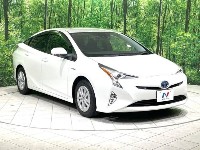 Toyota PRIUS 2017-10 12793-16