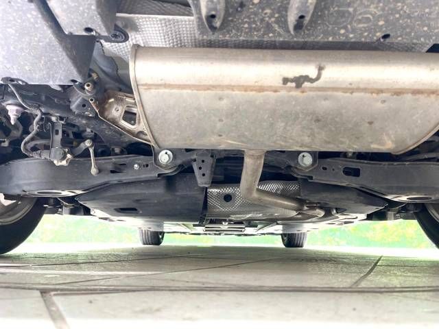 Toyota PRIUS 2017-10 12793-19