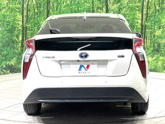 Toyota PRIUS 2017-10 12793-15