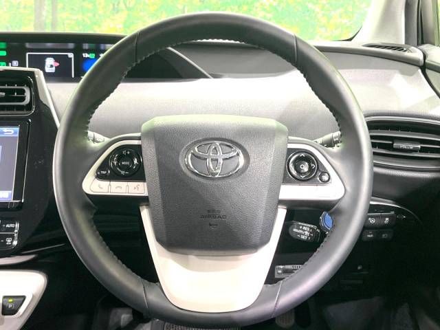 Toyota PRIUS 2017-10 12793-11