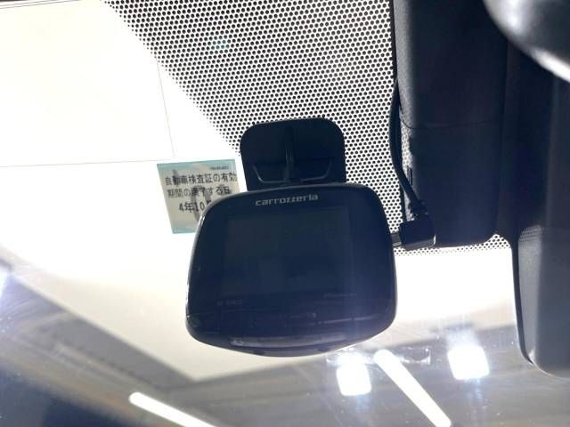 Toyota PRIUS 2017-10 12793-7