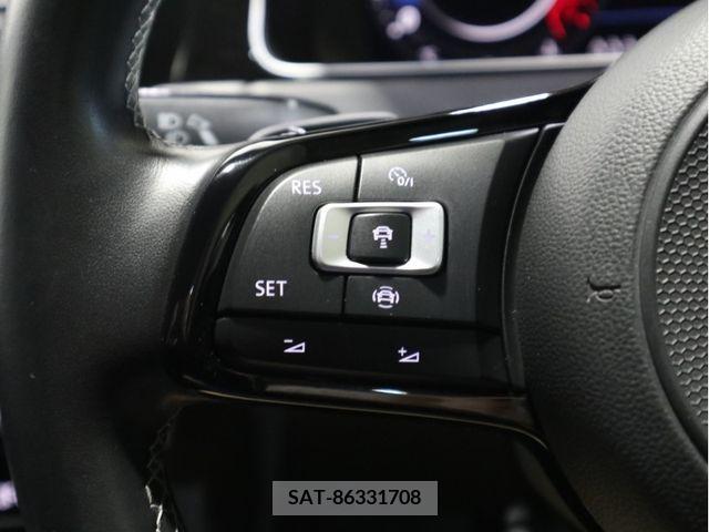 VolksWagen GOLF R VARIANT 2019-04 374173-21