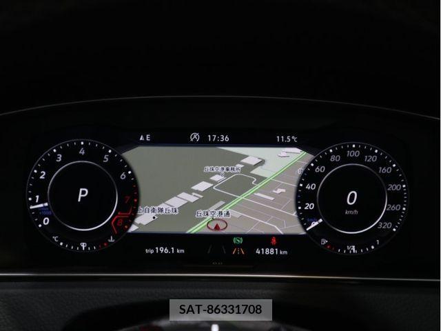VolksWagen GOLF R VARIANT 2019-04 374173-12