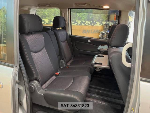 Nissan SERENA 2012-08 367769-9