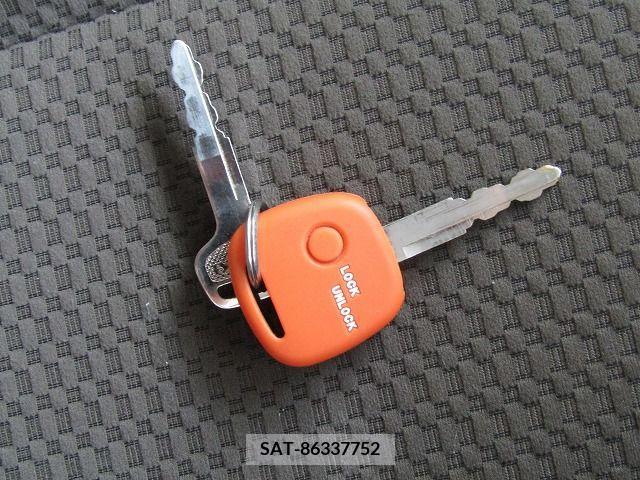 Suzuki EVERY 2016-02 301679-11