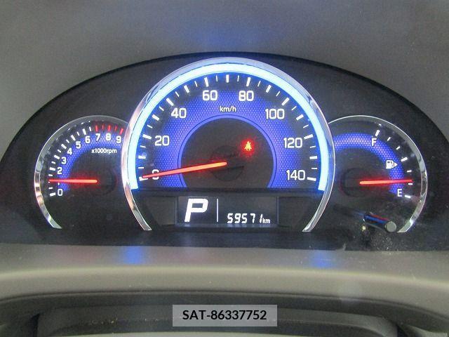 Suzuki EVERY 2016-02 301679-7