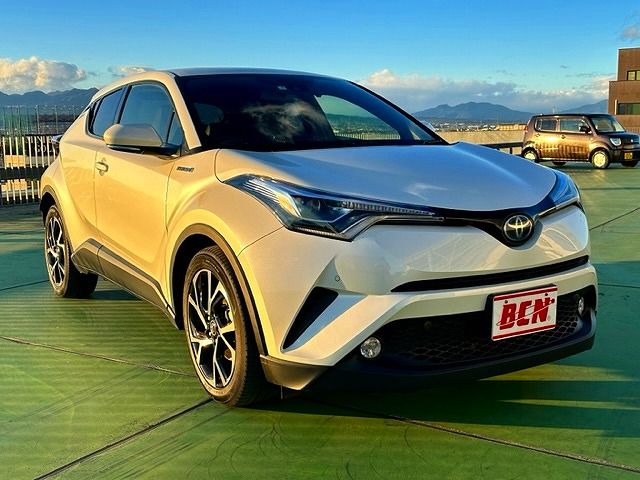 Toyota C-HR 2017-01 184282-6