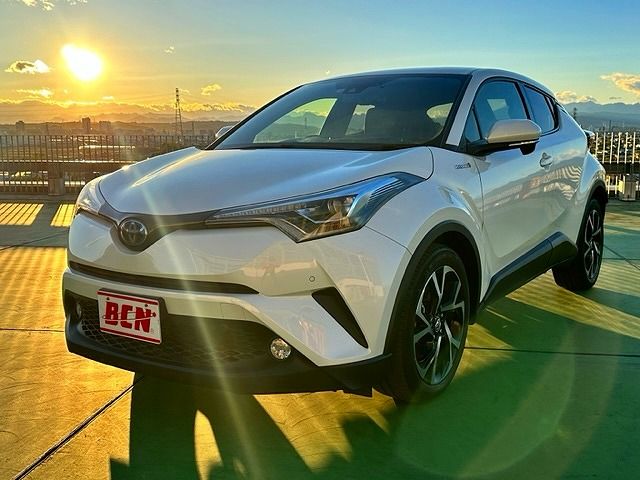 Toyota C-HR 2017-01 184282-0