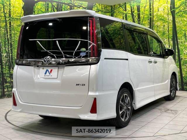 Toyota NOAH 2019-07 340542-18
