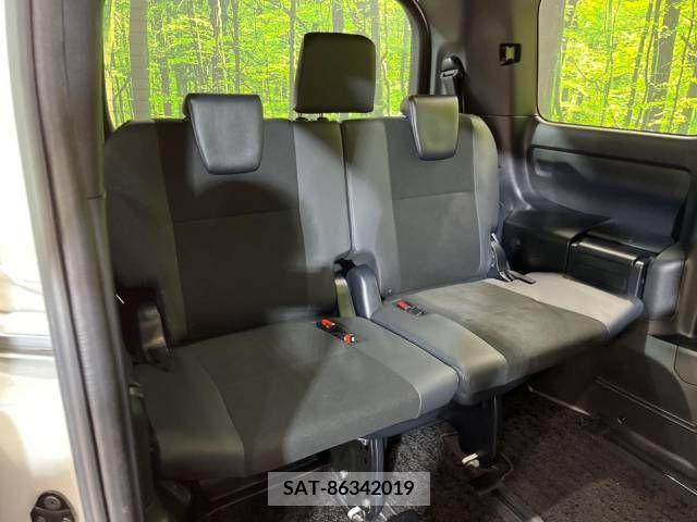 Toyota NOAH 2019-07 340542-10
