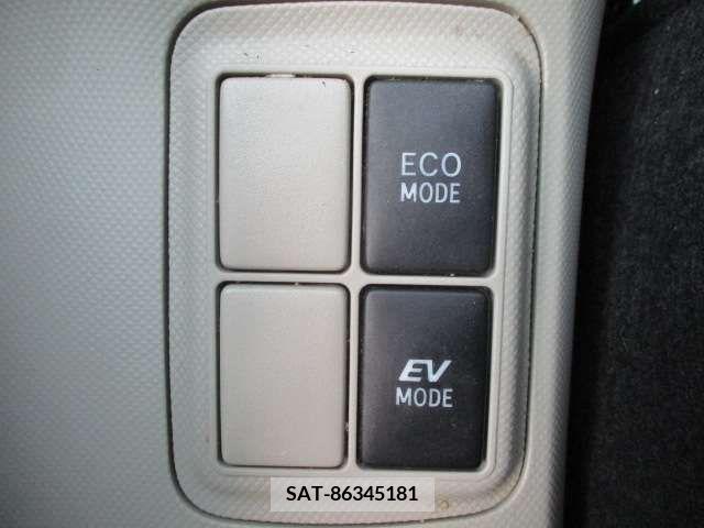 Toyota AQUA 2014-02 356341-15