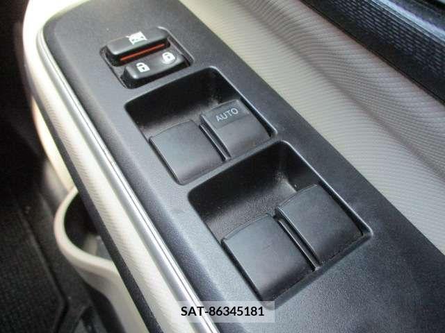 Toyota AQUA 2014-02 356341-16