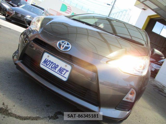 Toyota AQUA 2014-02 356341-20