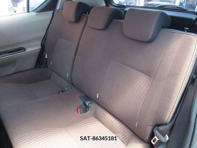 Toyota AQUA 2014-02 356341-11