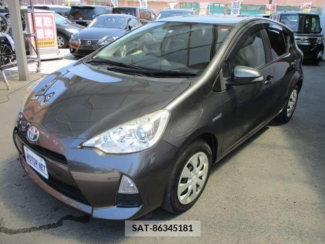 Toyota AQUA 2014-02 356341-1