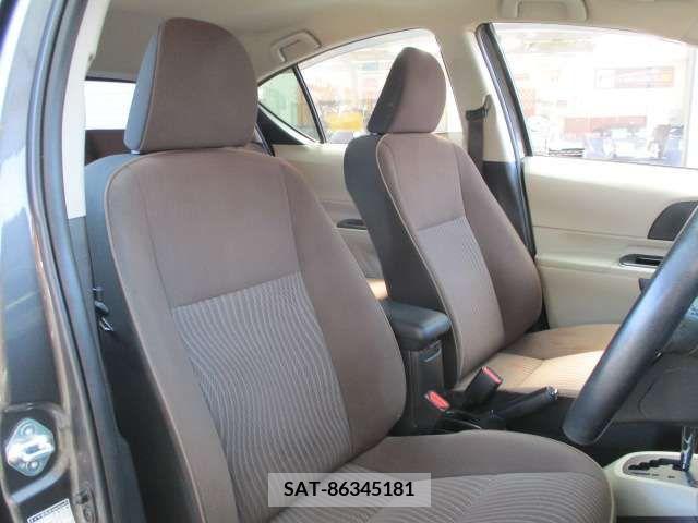 Toyota AQUA 2014-02 356341-8