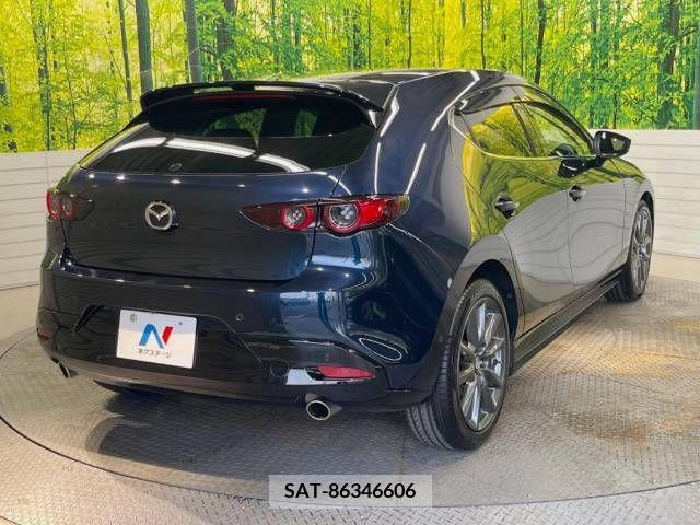 Mazda MAZDA3 2021-02 342831-17