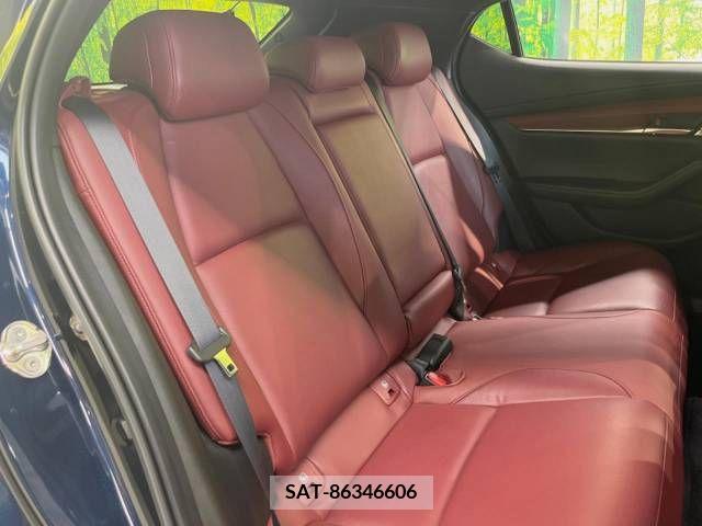 Mazda MAZDA3 2021-02 342831-9